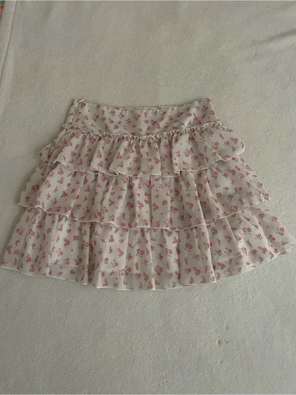 ROMWE White Mini Skirt with Pink Floral Ruffles